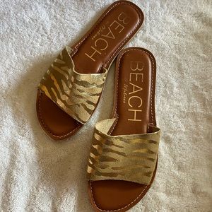 Beach By Matisse gold sandals